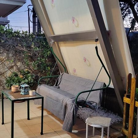 Spáta M&M Airport Stop Garden Apartment מראה חיצוני תמונה