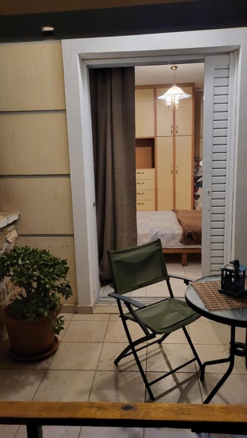 Spáta M&M Airport Stop Garden Apartment מראה חיצוני תמונה