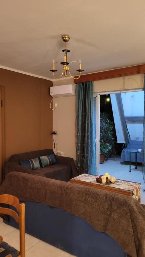 Spáta M&M Airport Stop Garden Apartment מראה חיצוני תמונה