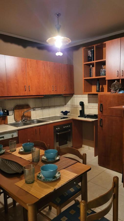 Spáta M&M Airport Stop Garden Apartment מראה חיצוני תמונה