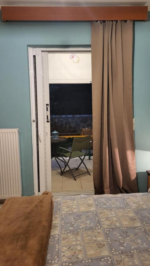 Spáta M&M Airport Stop Garden Apartment מראה חיצוני תמונה